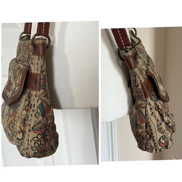 Sakroots Crossbody Bag – Boho Floral Canvas Purse with Faux Leather Trim - Picture 4 of 9